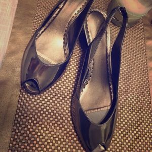 Gianni Bini Metallic Silver Shoes